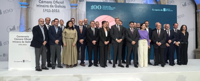 Foto de familia celebración Centenario